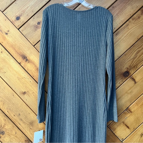 SO GREY RIBBED V NECK MIDI KNIT DRESS SIZE LARGE NEW - Picture 6 of 13